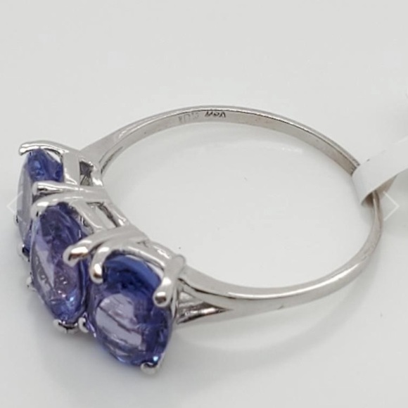 🚨🚨SOLD 🚨🚨CERTIFIED 10K Natural Tanzanite (3ct) Ring - Picture 4 of 5